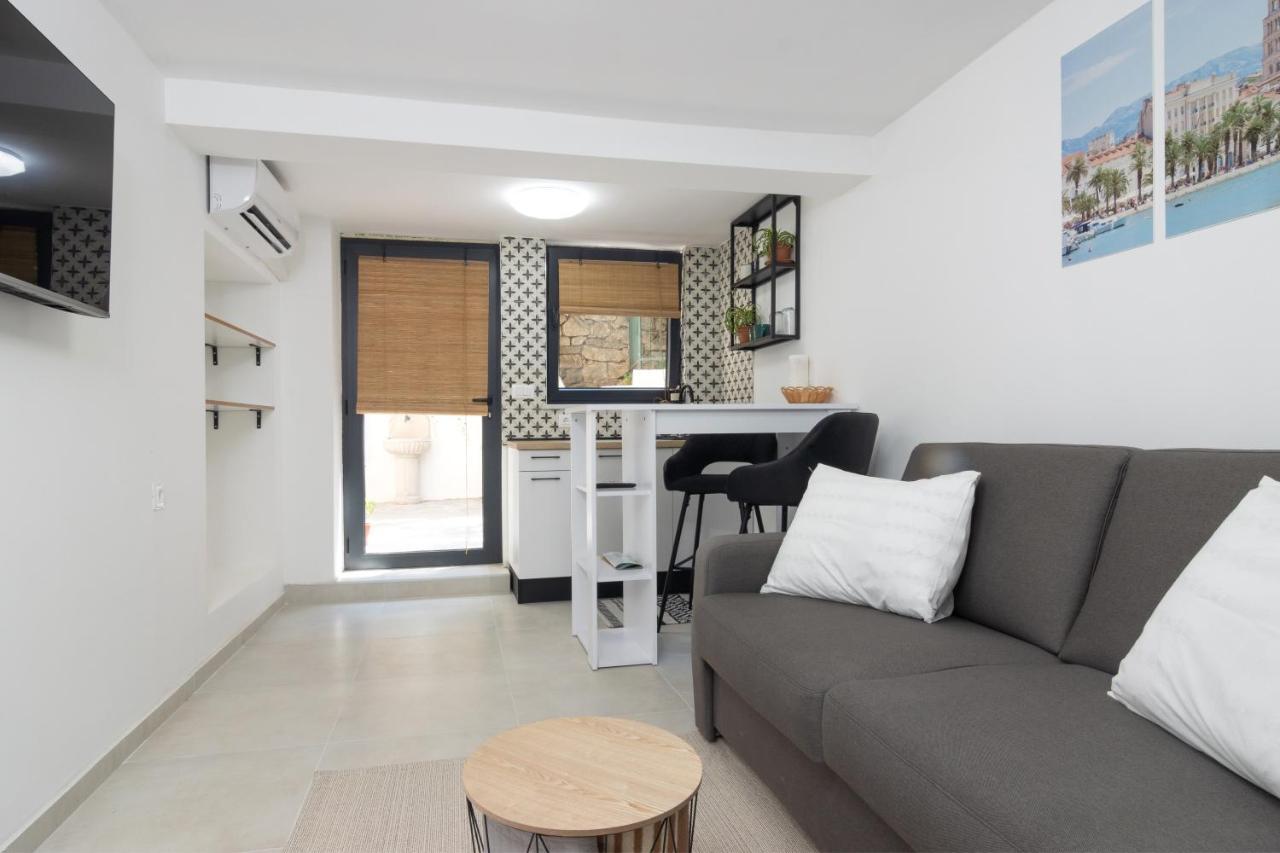 Studio Tina In Centar With Parking Split Kültér fotó